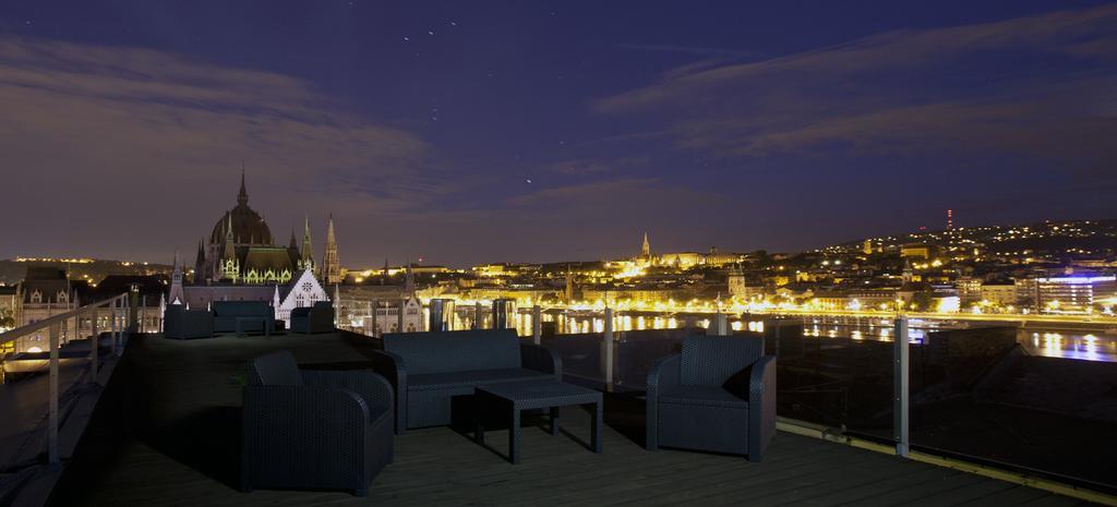Parliament Penthouse Boutique B&B Budapest Exteriör bild