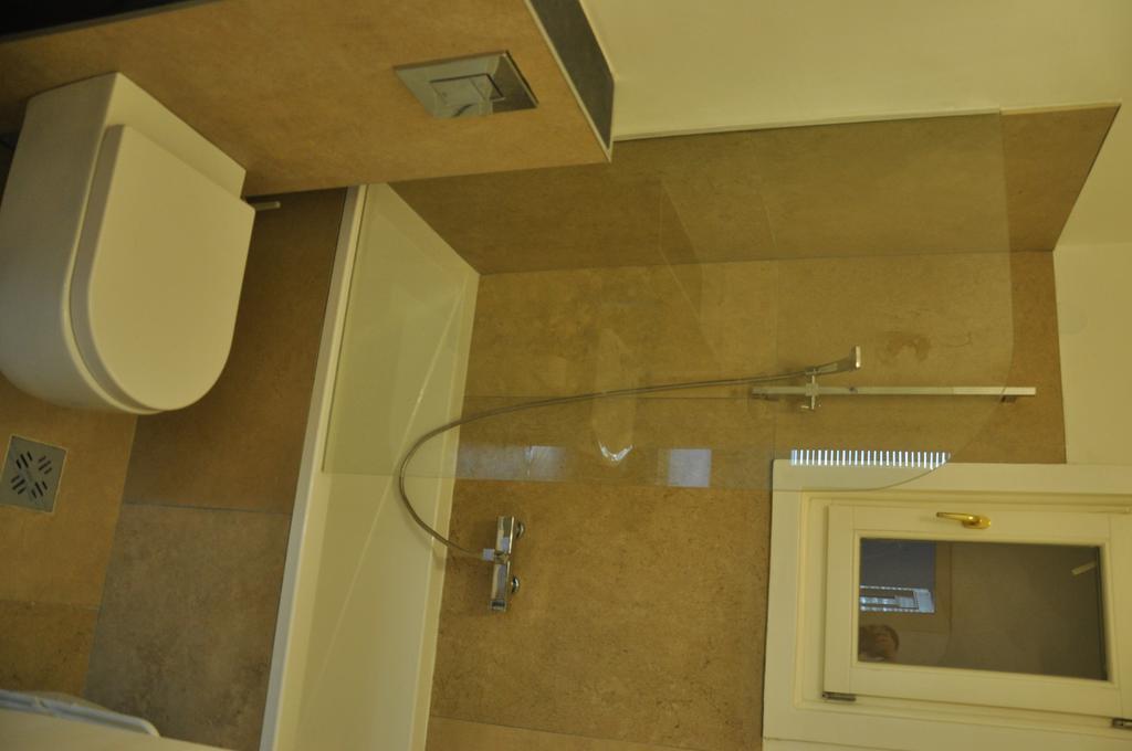 Parliament Penthouse Boutique B&B Budapest Exteriör bild